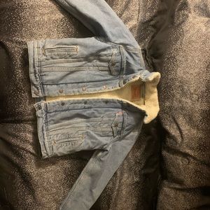 Women’s medium Levi Jean Sherpa jacket